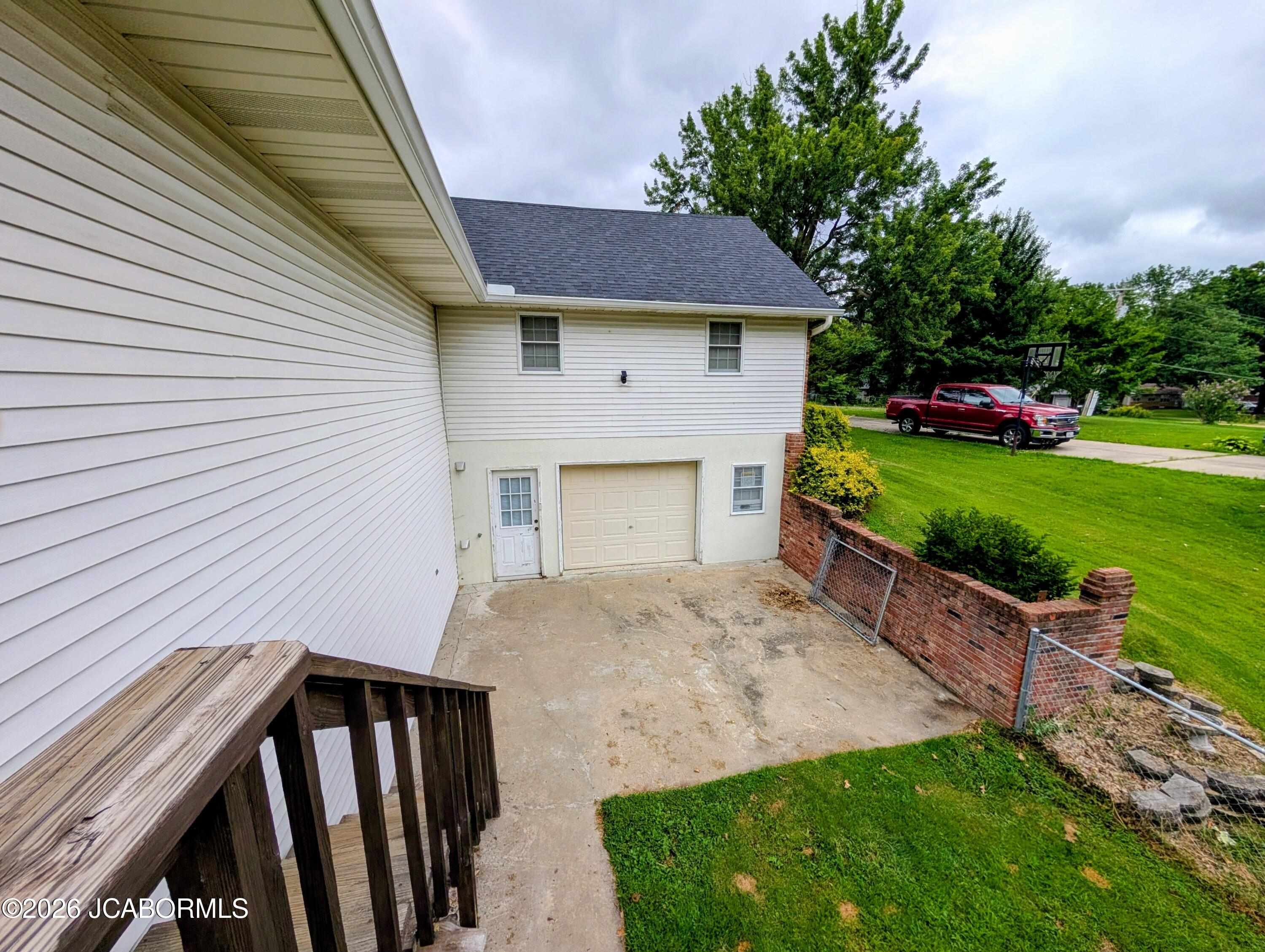 167 East Center Street Holts Summit, MO 65043 - Photo 46 of 54