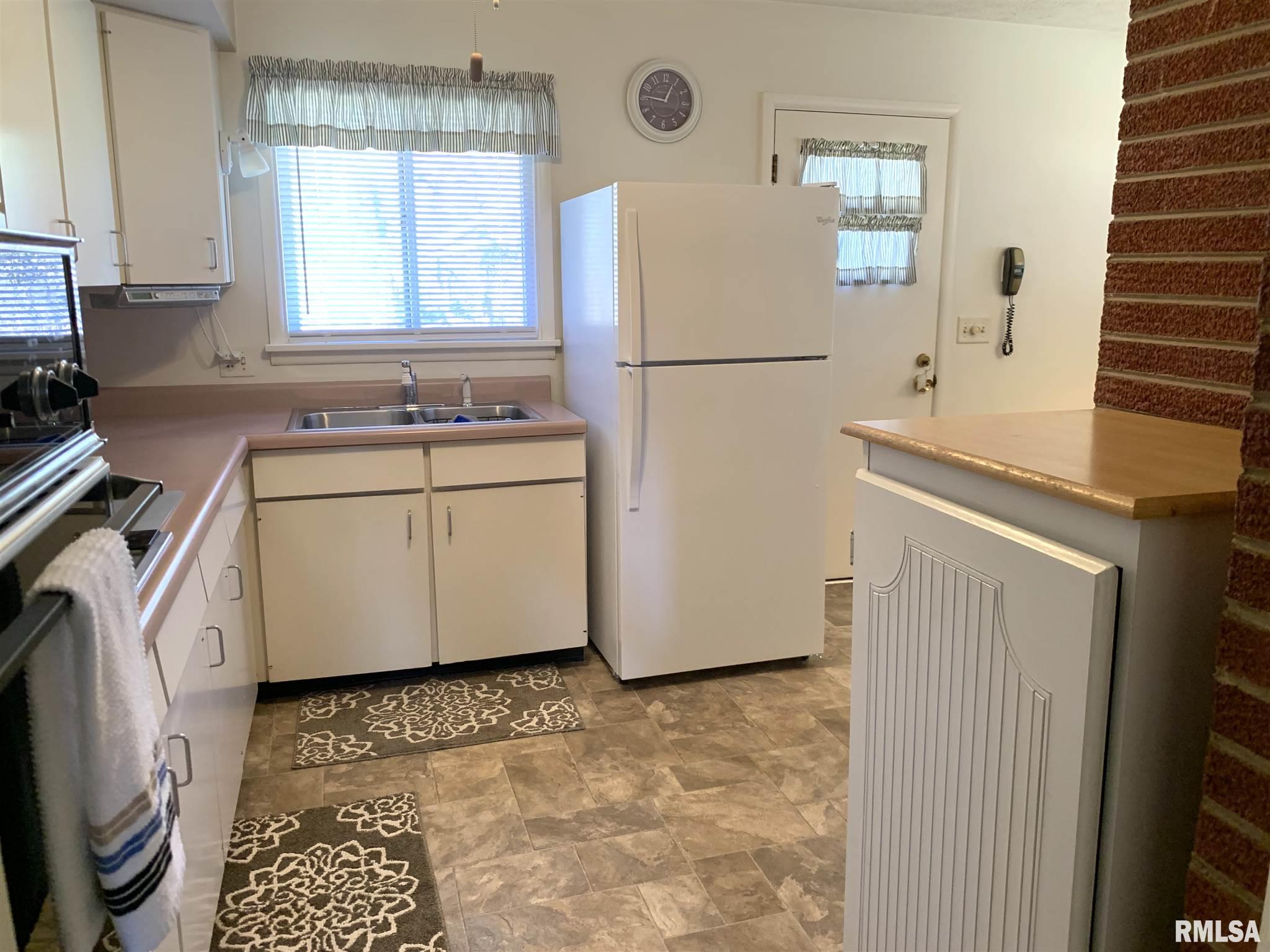 2 Twilight Lane Springfield, IL 62712 - Photo 20 of 41