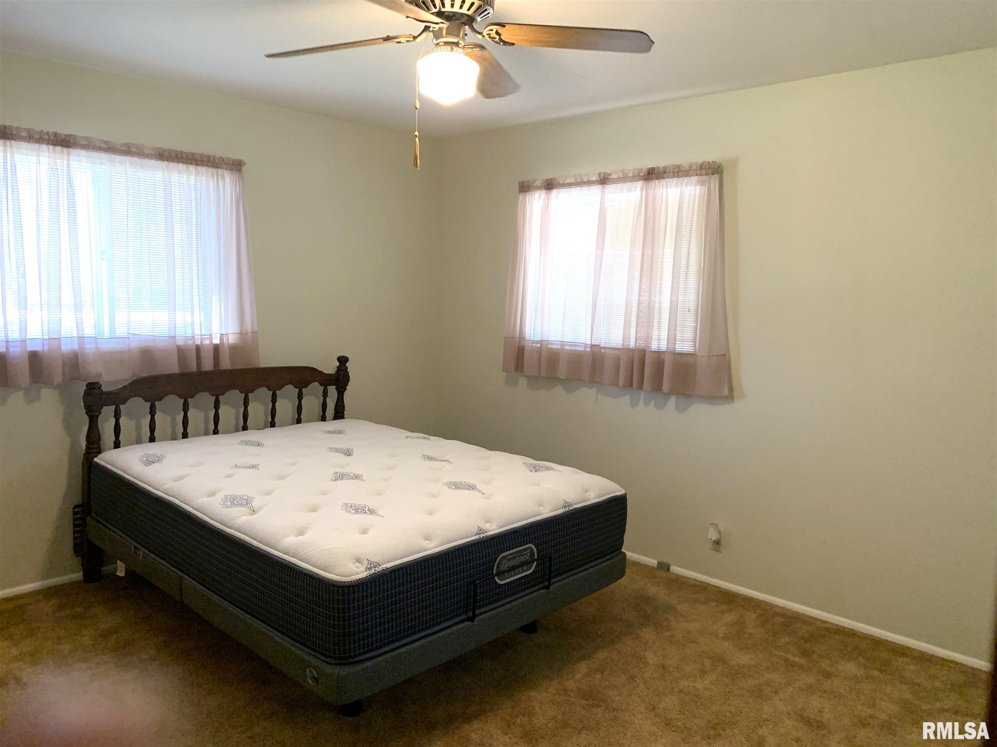2 Twilight Lane Springfield, IL 62712 - Photo 25 of 41