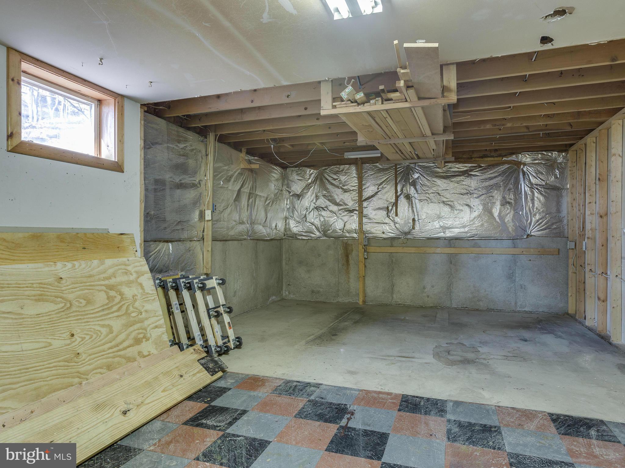 1897 Ridge Road Haymarket, VA 20169 - Photo 27 of 30 a bathroom with a shower