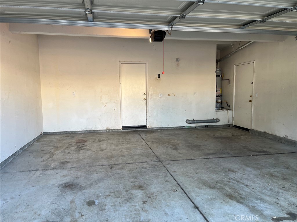 1241 Castledale Street Riverside, CA 92501 - Photo 32 of 41 Gallery Image 32