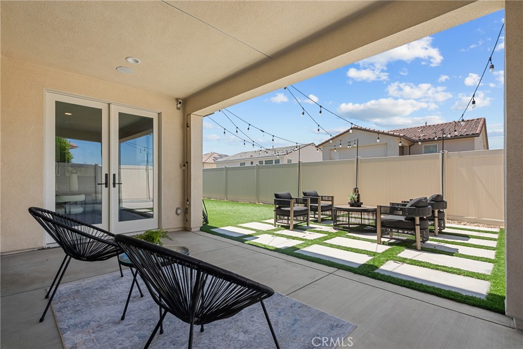 18138 Tableau Way Saugus, CA 91350 - Photo 38 of 46