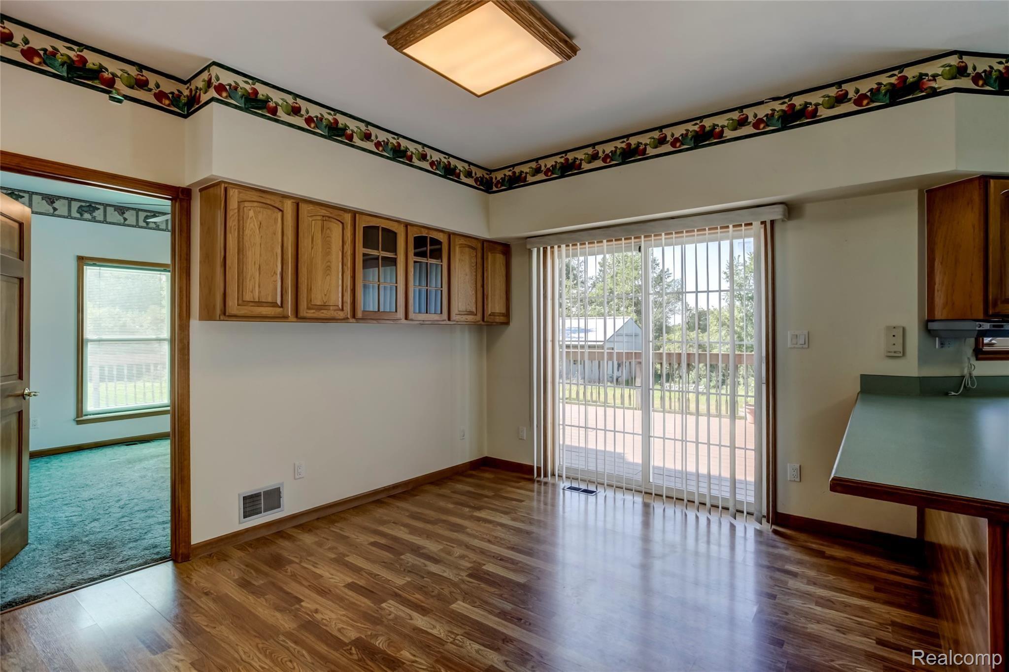 545 West Newburg Road Carleton, MI 48117 - Photo 9 of 47 545 West Newburg Road, Carleton, MI-9-FULL.jpg
