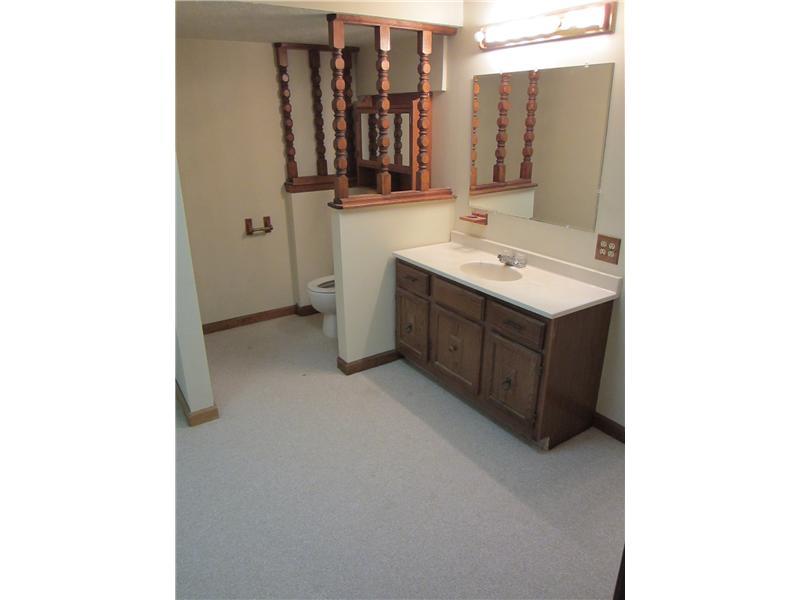 8224 Mud Creek Road Indianapolis, IN 46256 - Photo 9 of 19