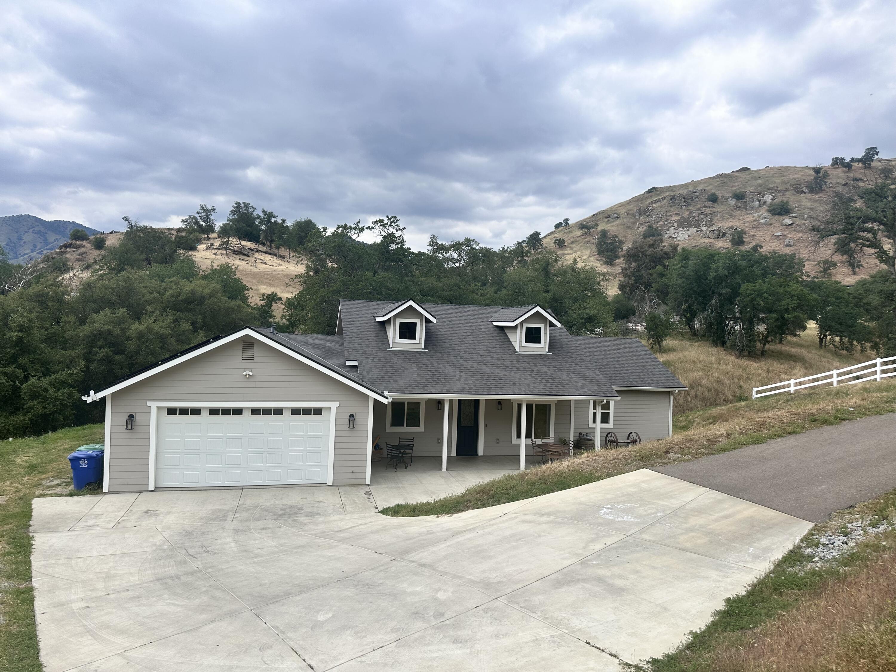 41955 Black Oak Drive Three Rivers, CA 93271 - Photo 3 of 17 IMG_0131