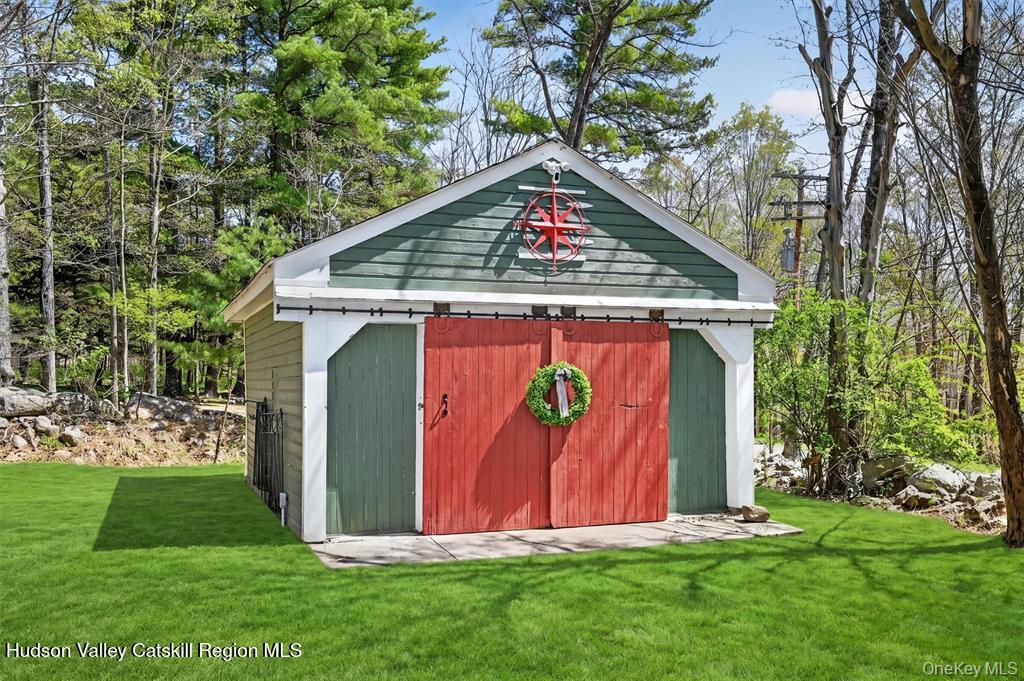 217 Church Road Pine Bush, NY 12566 - Photo 3 of 47 3