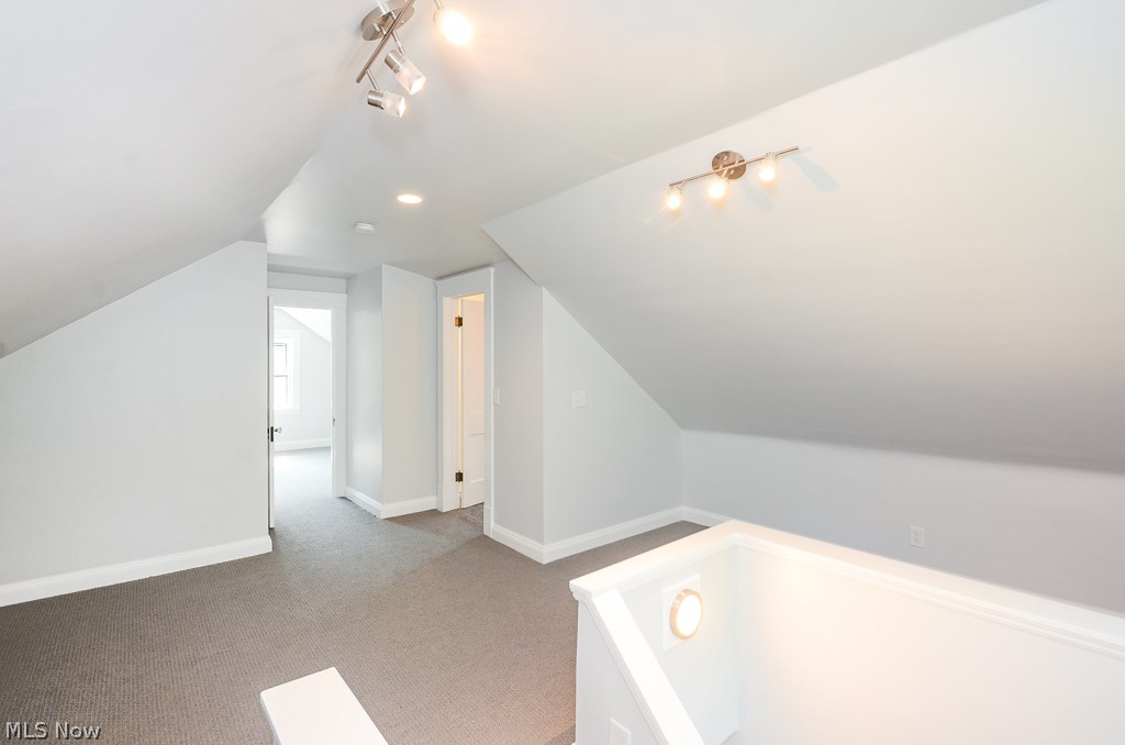 2602 Queenston Road Cleveland Heights, OH 44118 - Photo 15 of 23 Gallery Image 15