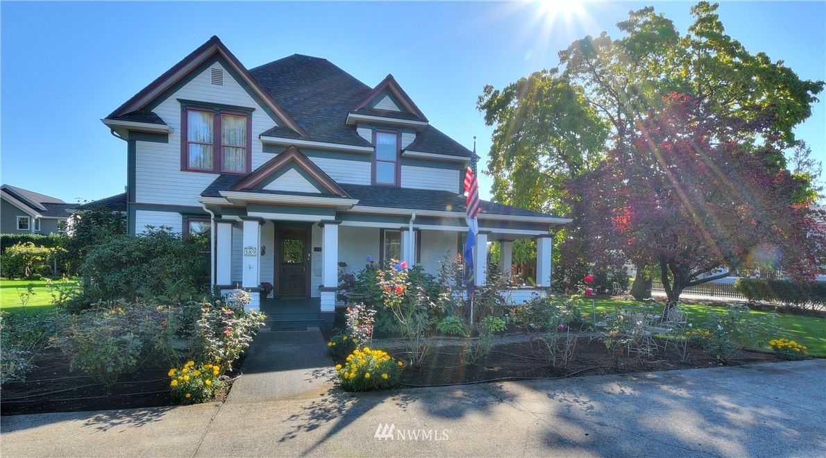 589 East Badger Road Lynden, WA 98264 - Photo 1 of 25 Gallery Image 1