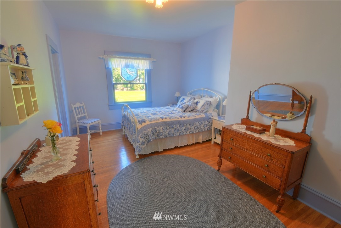 589 East Badger Road Lynden, WA 98264 - Photo 11 of 25 Gallery Image 11