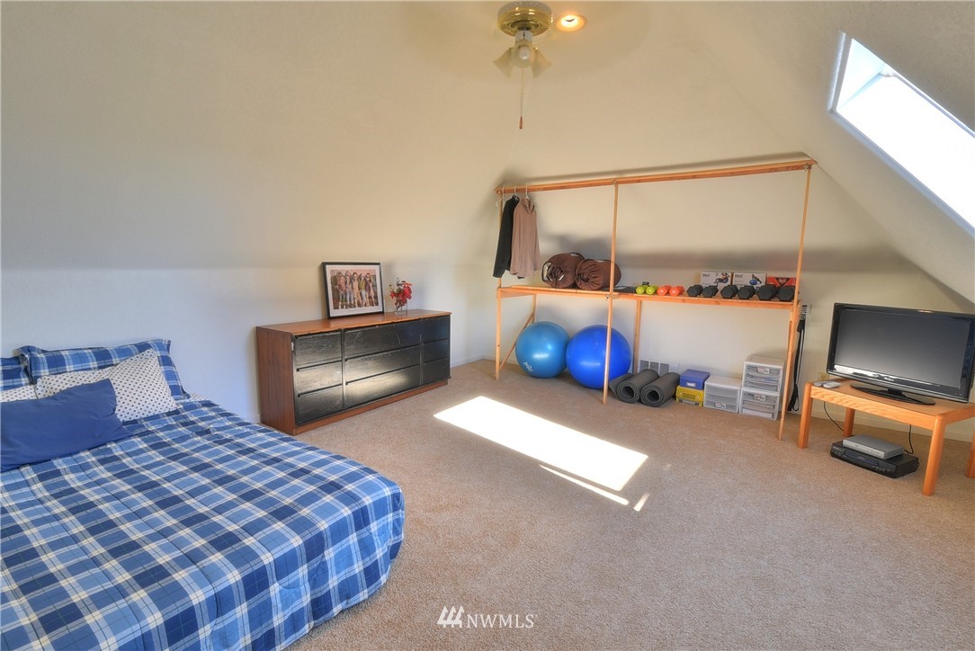589 East Badger Road Lynden, WA 98264 - Photo 16 of 25 Gallery Image 16