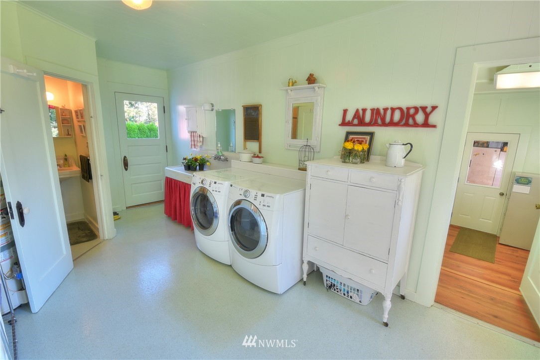 589 East Badger Road Lynden, WA 98264 - Photo 19 of 25 Gallery Image 19