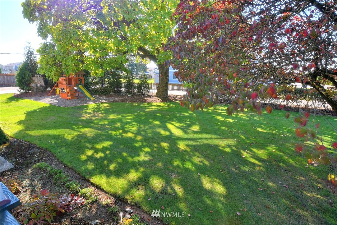 589 East Badger Road Lynden, WA 98264 - Photo 7 of 25 Gallery Image 7