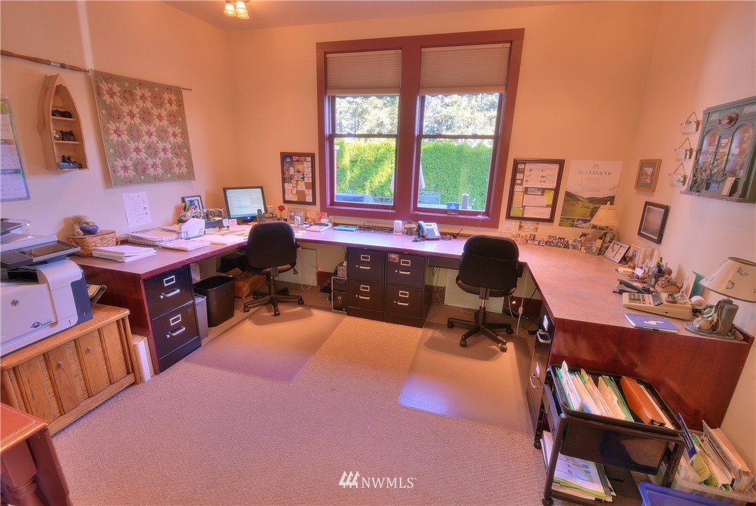 589 East Badger Road Lynden, WA 98264 - Photo 9 of 25 Gallery Image 9