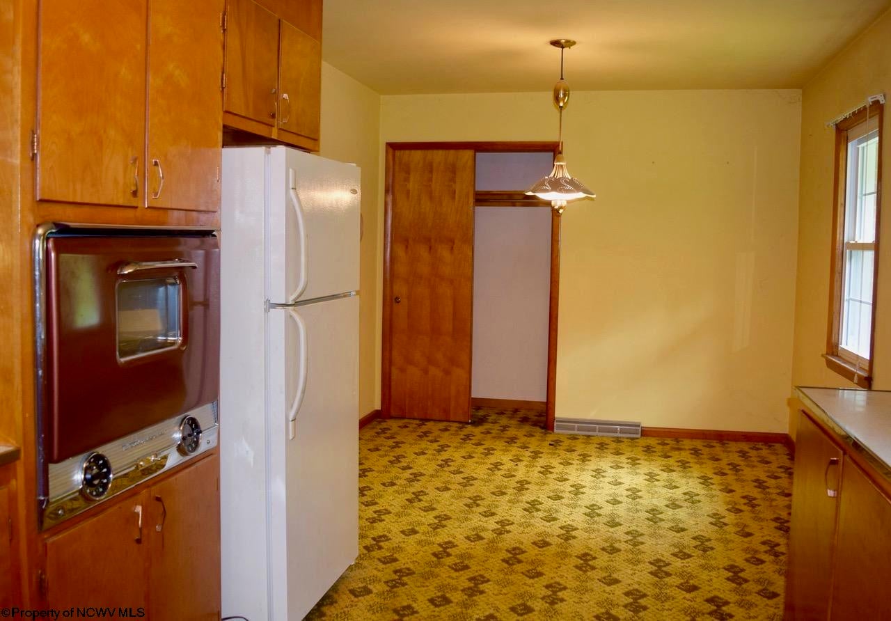 888 Fairchance Road Morgantown, WV 26508 - Photo 6 of 15 Gallery Image 6