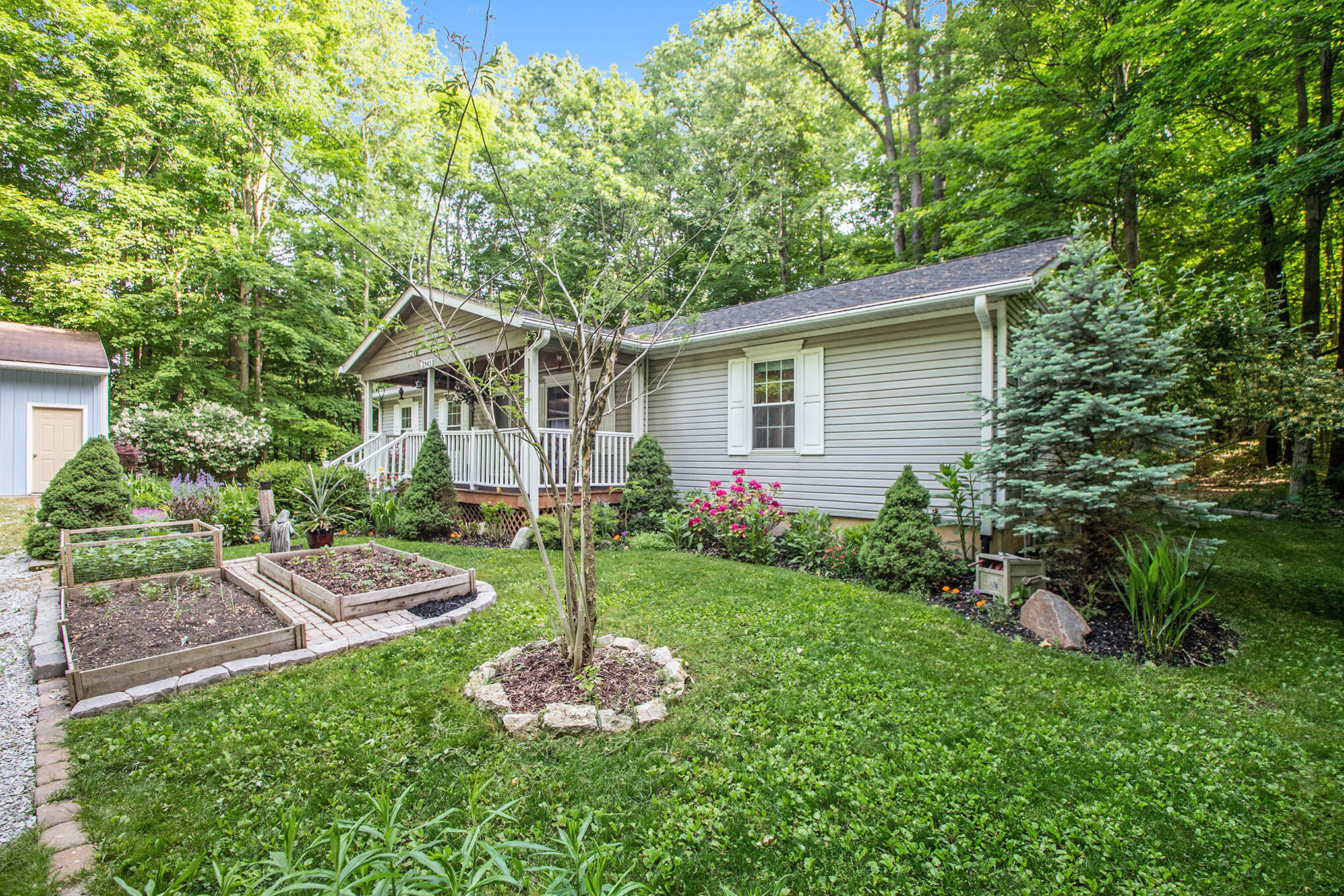 2943 Chamberlain Road Buchanan, MI 49107 - Photo 20 of 21 IMG_7657