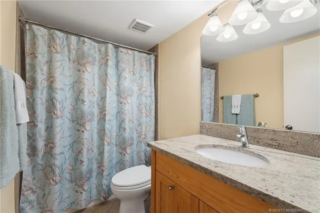 $675,000 | 291 Northeast Edgewater Drive, Stuart, FL 34996