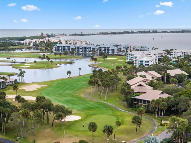 $675,000 | 291 Northeast Edgewater Drive, Stuart, FL 34996