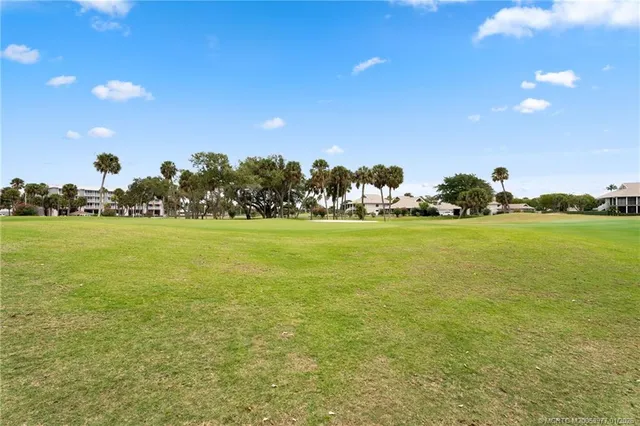 $675,000 | 291 Northeast Edgewater Drive, Stuart, FL 34996