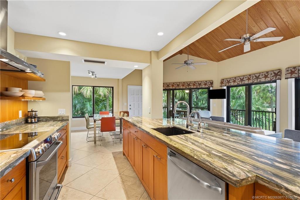 291 Northeast Edgewater Drive Stuart, FL 34996 - Photo 9 of 50