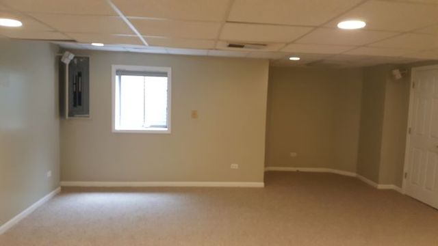 451 Cross Road Gurnee, IL 60031 - Photo 10 of 12 Gallery Image 10