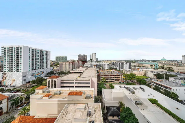 a picture of city view