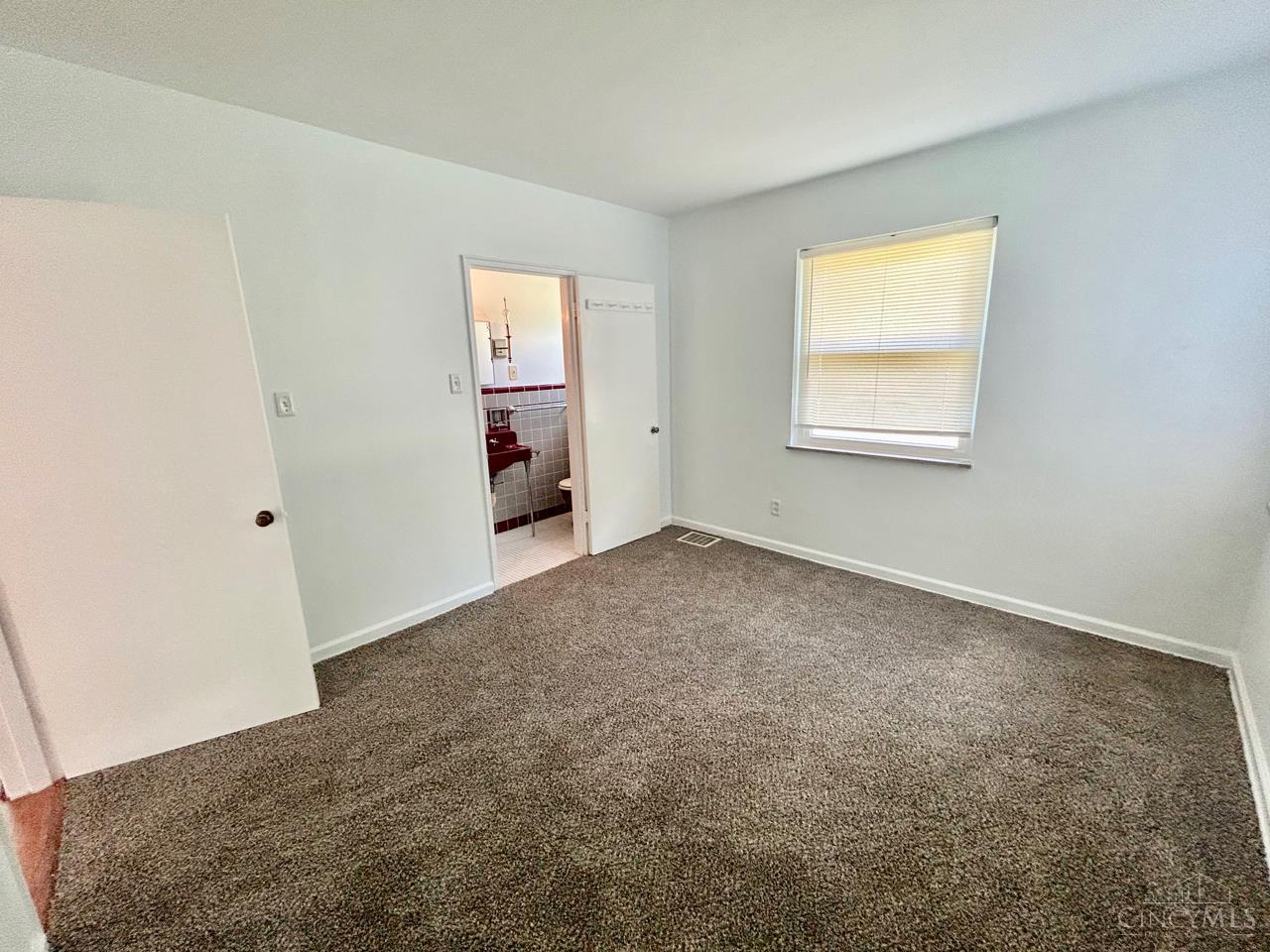 5111 West Fork Road Cincinnati, OH 45247 - Photo 13 of 41