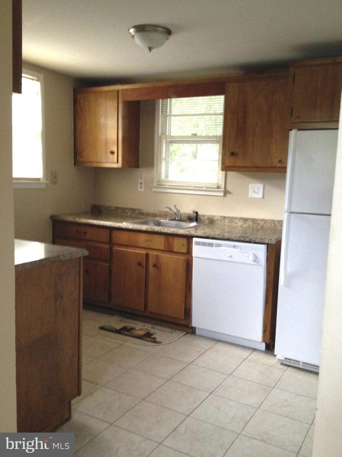 15115 Alaska Road Woodbridge, VA 22191 - Photo 2 of 18 Kitchen