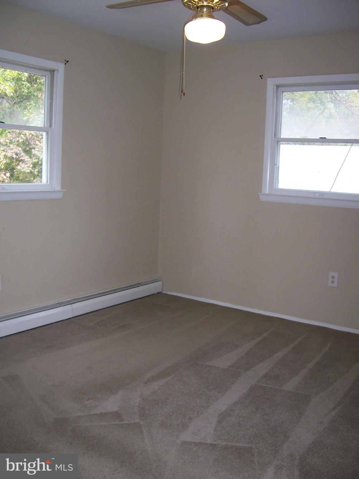 15115 Alaska Road Woodbridge, VA 22191 - Photo 15 of 18 Bedroom