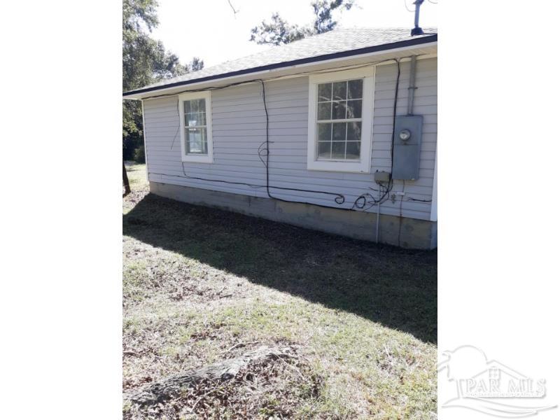 2720 Victor Road McDavid, FL 32568 - Photo 3 of 29 Gallery Image 3