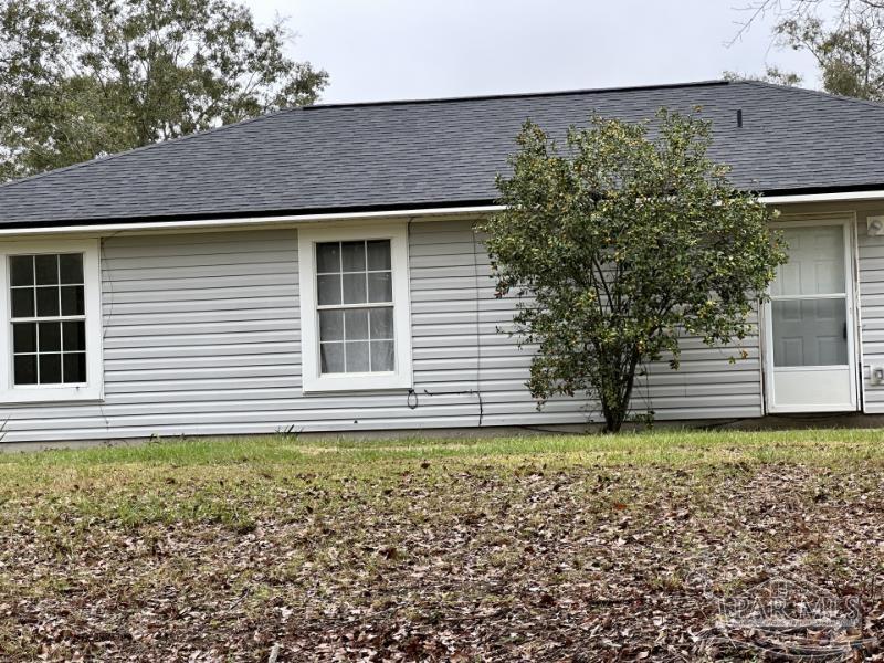 2720 Victor Road McDavid, FL 32568 - Photo 4 of 29 Gallery Image 4