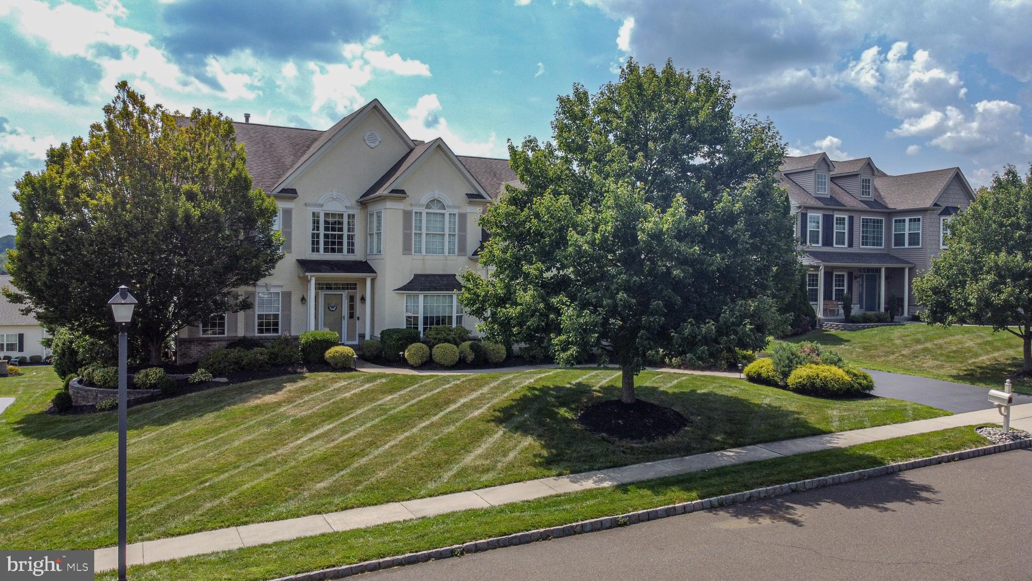 122 Statesman Road Chalfont, PA 18914 - Photo 1 of 54 Front View