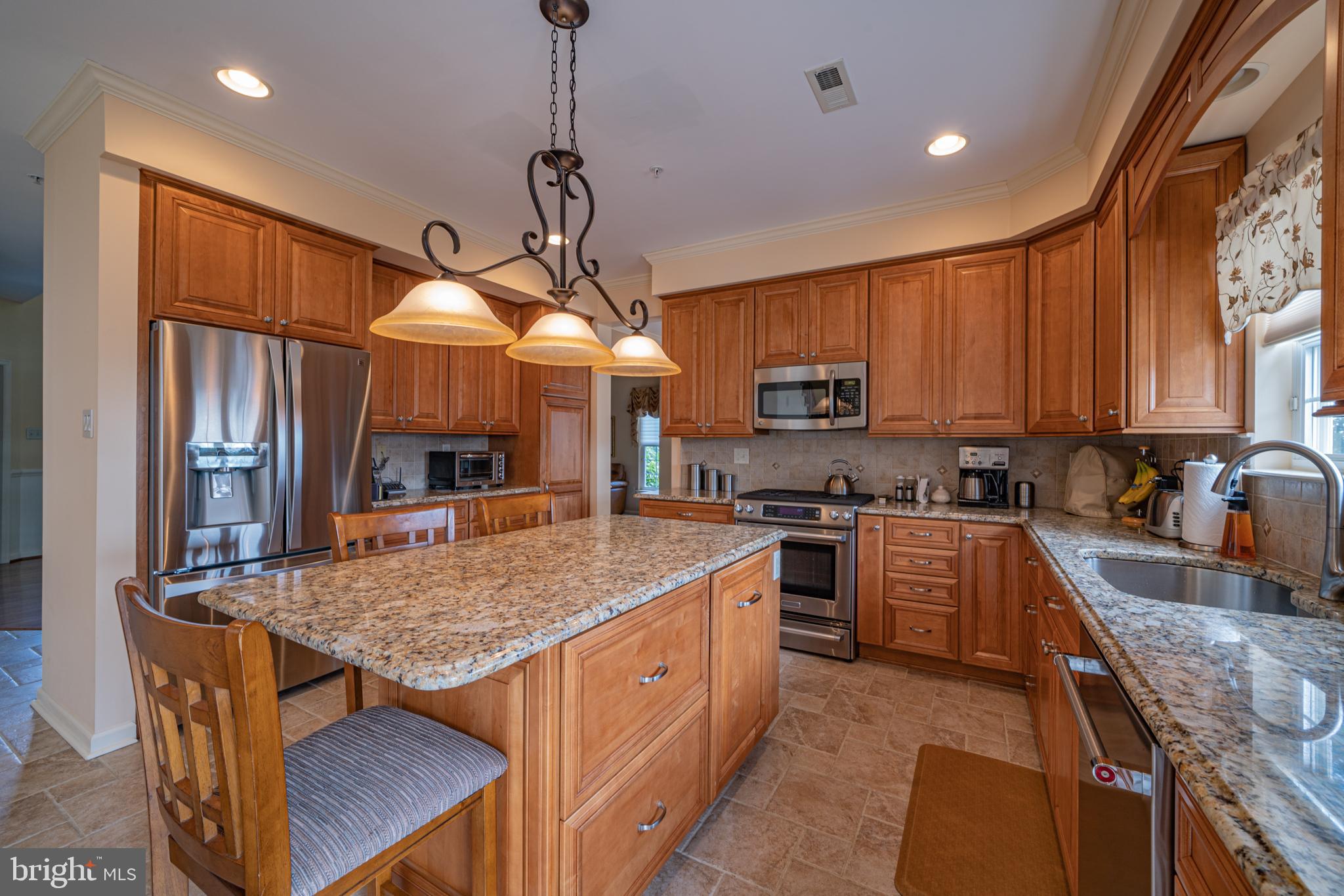 122 Statesman Road Chalfont, PA 18914 - Photo 23 of 54 Stainless Appliances & Custom Cabinetry