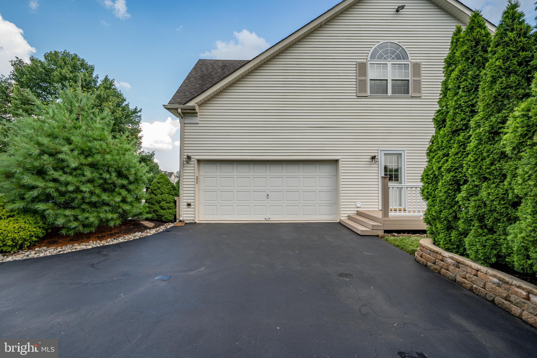 122 Statesman Road Chalfont, PA 18914 - Photo 4 of 54 Gallery Image 4