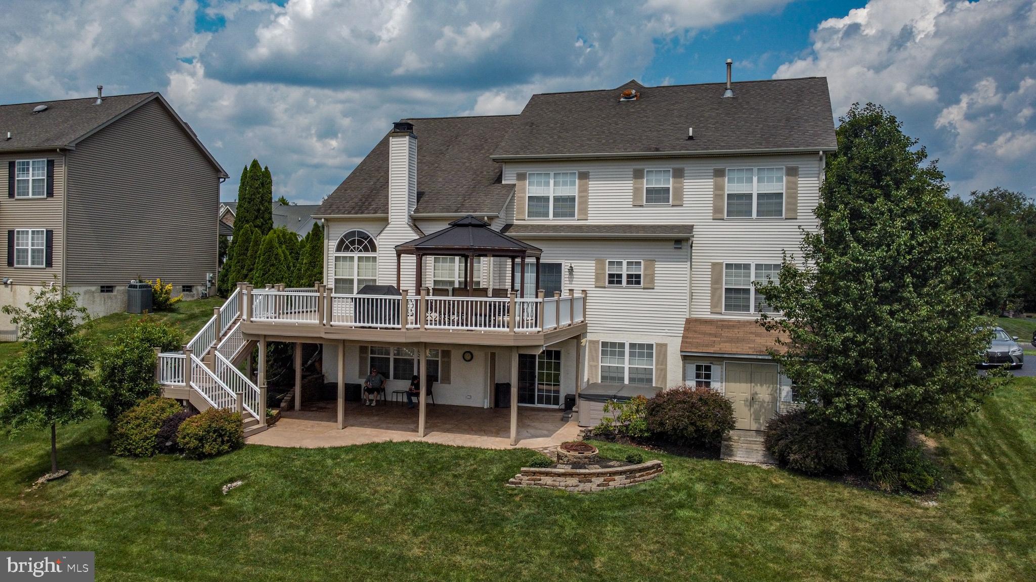 122 Statesman Road Chalfont, PA 18914 - Photo 7 of 54 Rear View