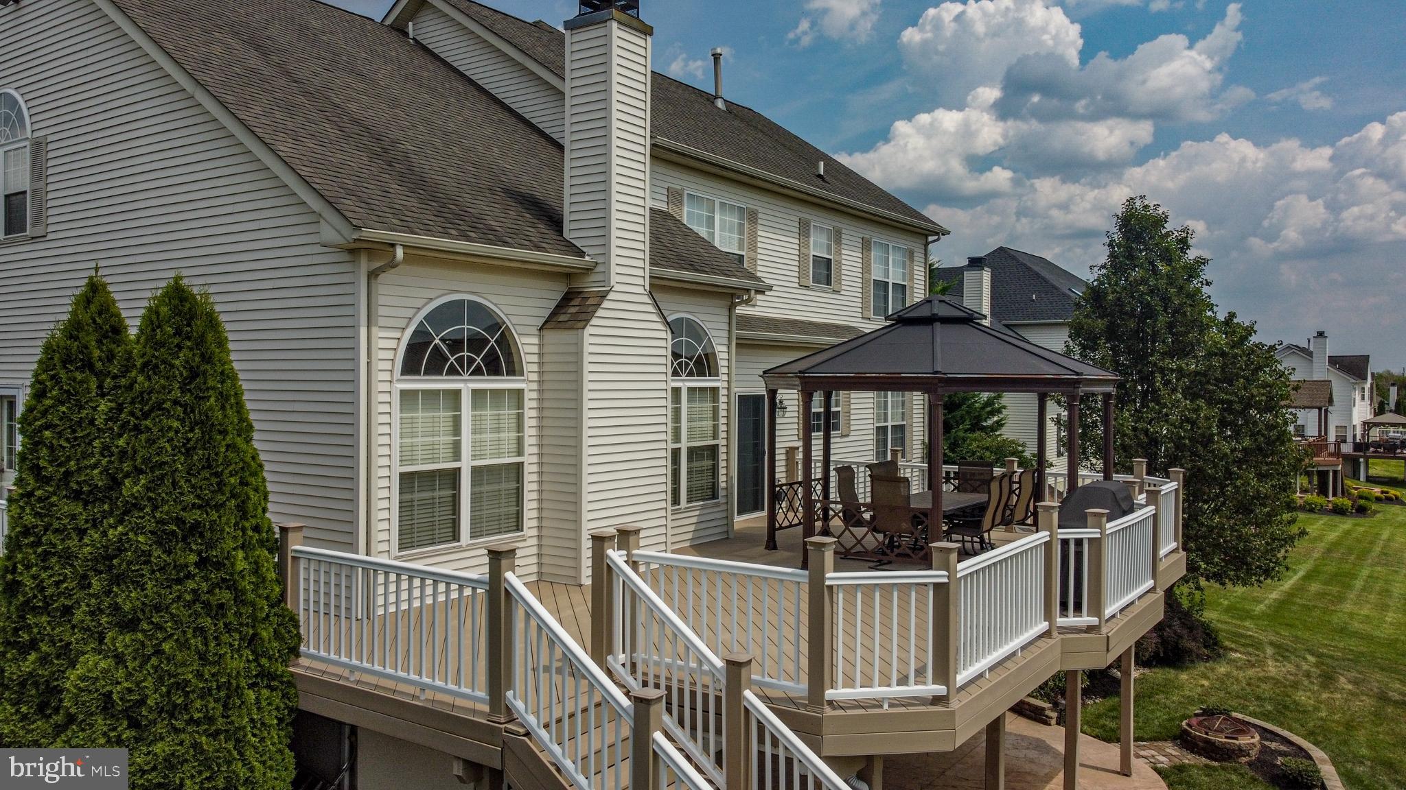 122 Statesman Road Chalfont, PA 18914 - Photo 8 of 54 Trex Deck & Grill Natural Gas Line Hookup