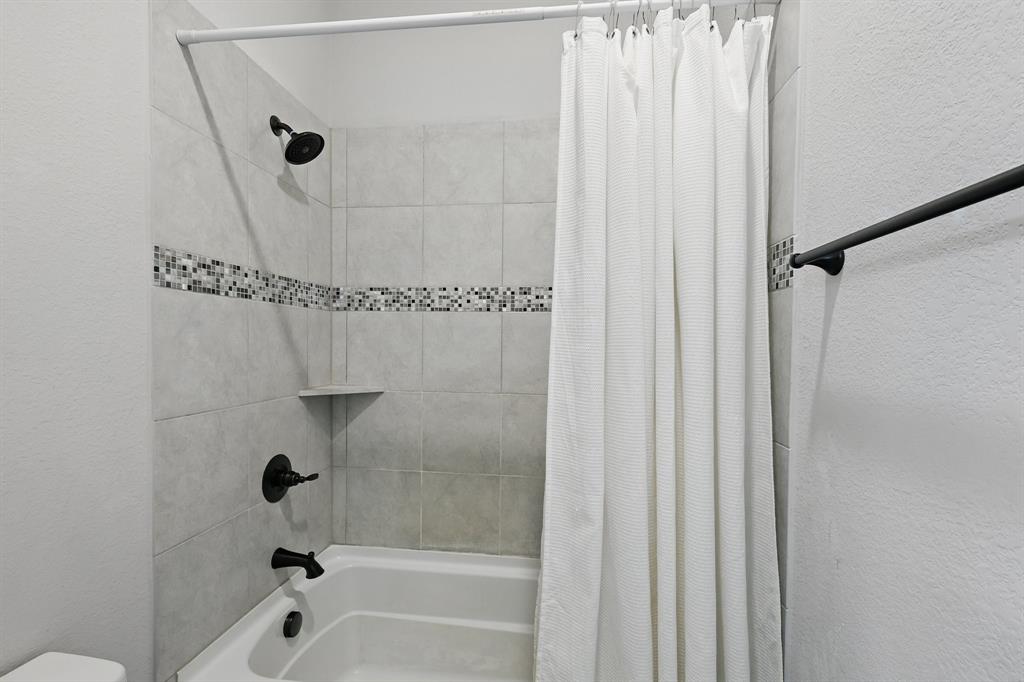 1115 Wyndbrook Drive Justin, TX 76247 - Photo 17 of 32