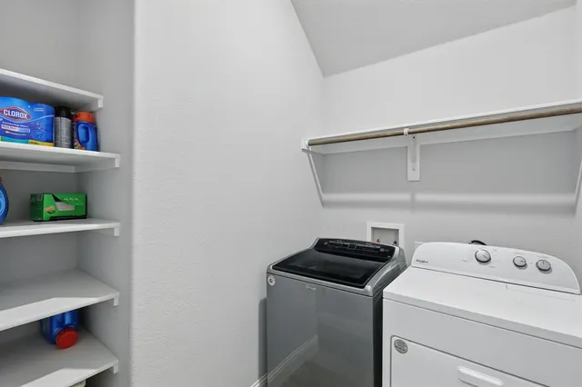 $425,000 | 1115 Wyndbrook Drive, Justin, TX 76247