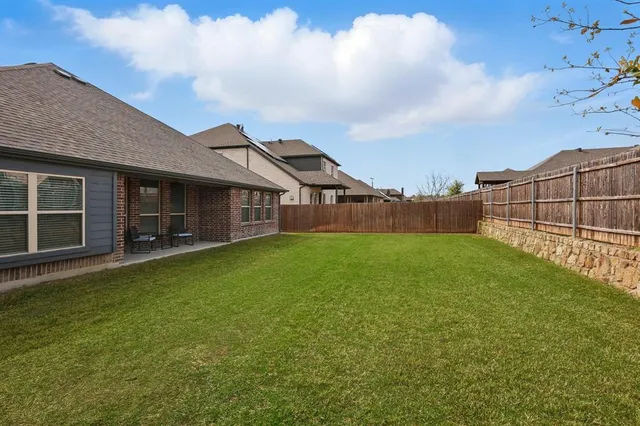 $425,000 | 1115 Wyndbrook Drive, Justin, TX 76247
