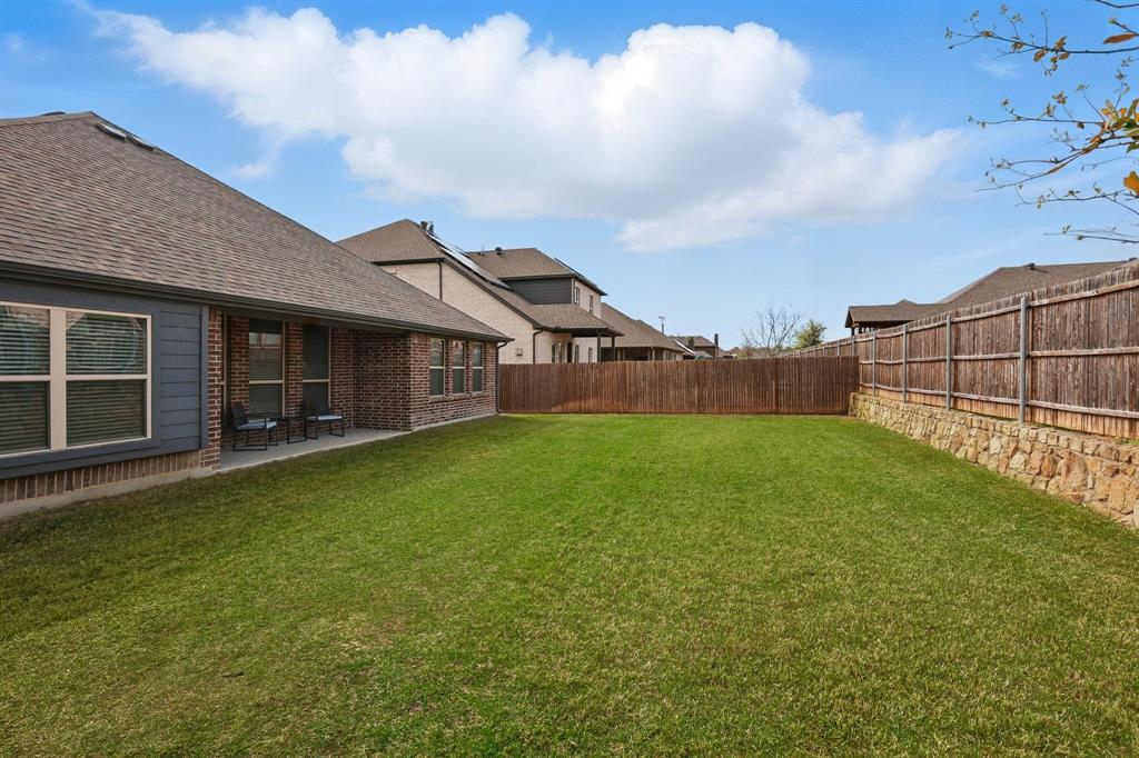 1115 Wyndbrook Drive Justin, TX 76247 - Photo 28 of 32