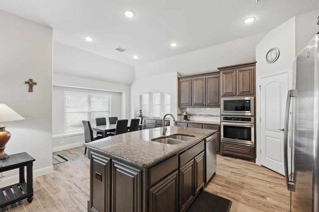 1115 Wyndbrook Drive Justin, TX 76247 - Photo 9 of 32