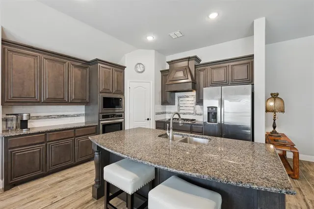 $425,000 | 1115 Wyndbrook Drive, Justin, TX 76247