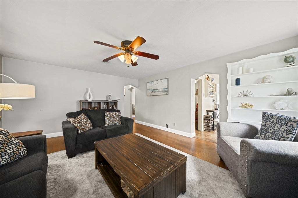 75 Garland Street Springfield, MA 01118 - Photo 7 of 40 Gallery Image 7