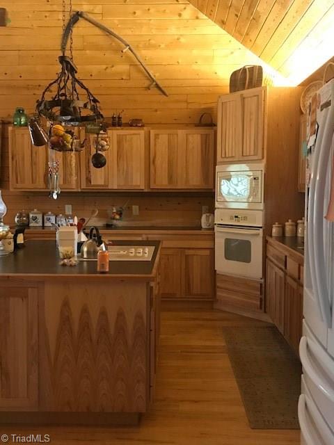 558 Joe Hege Road Clemmons, NC 27012 - Photo 3 of 24 Gallery Image 3