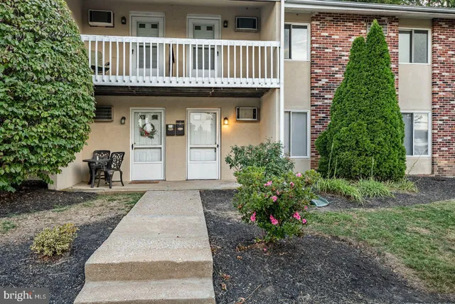 $1,995 | 300 North Penn Street, Unit W9, West Chester, PA 19380