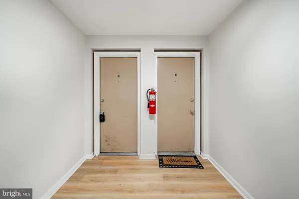 a view of utility room