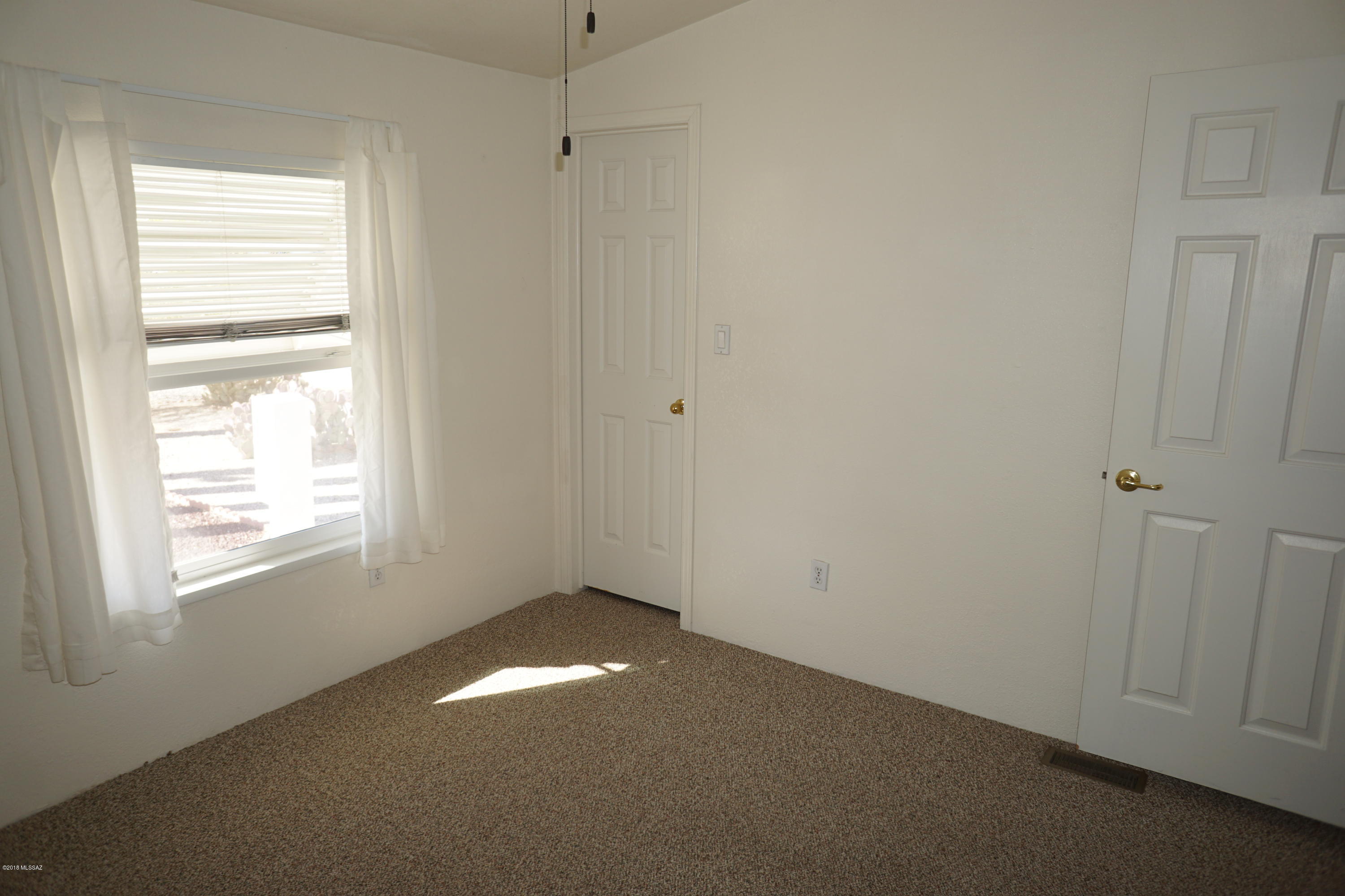 7430 North Pear Tree Road Tucson, AZ 85743 - Photo 13 of 22 Gallery Image 13