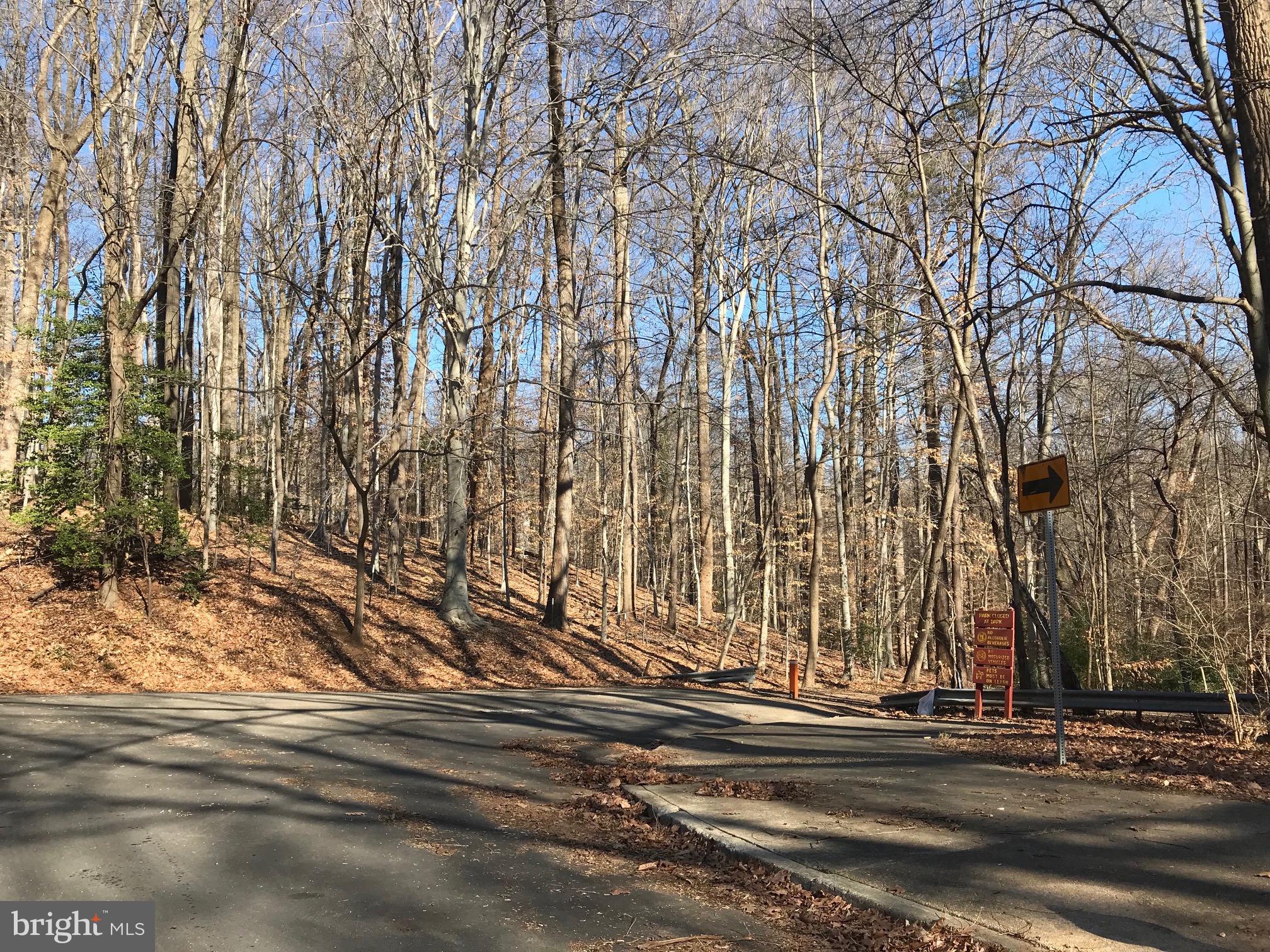 8212 Mockingbird Drive Annandale, VA 22003 - Photo 25 of 25 Neighborhood park access