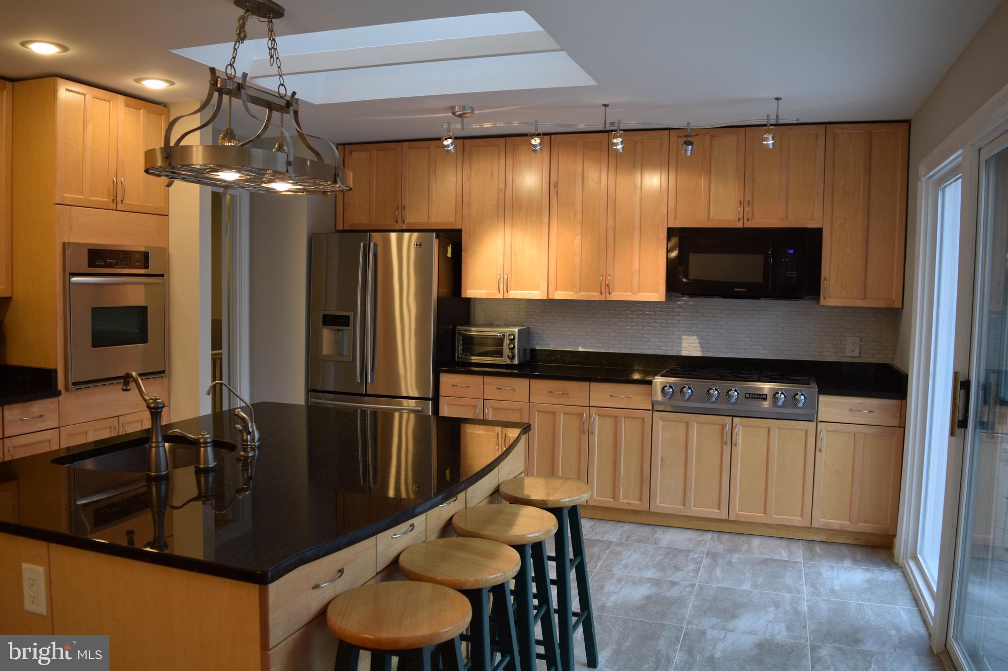 8212 Mockingbird Drive Annandale, VA 22003 - Photo 8 of 25 Updated Kitchen