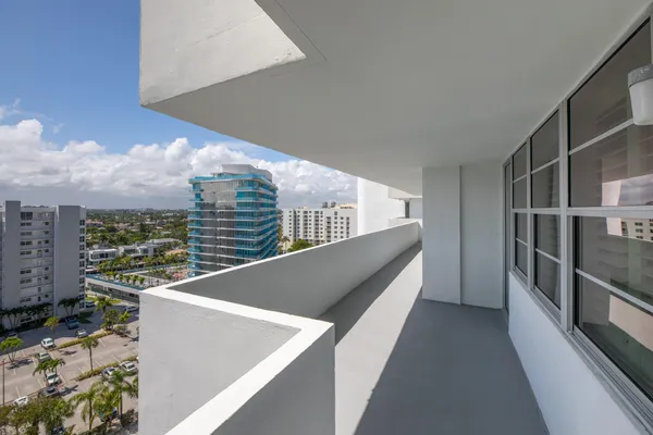 $6,300 | 1390 South Ocean Boulevard, Unit 11D, Pompano Beach, FL 33062