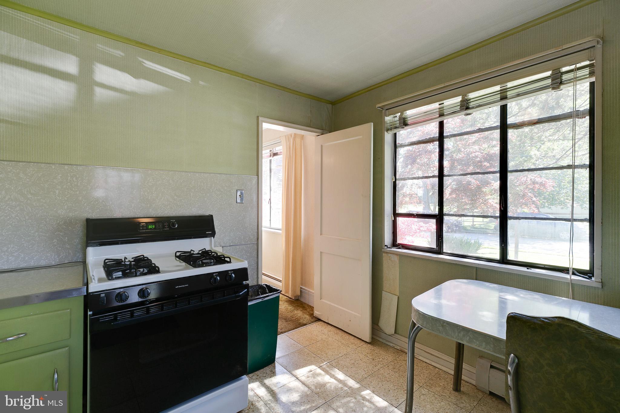 409 Bell Avenue Springfield, PA 19064 - Photo 17 of 43